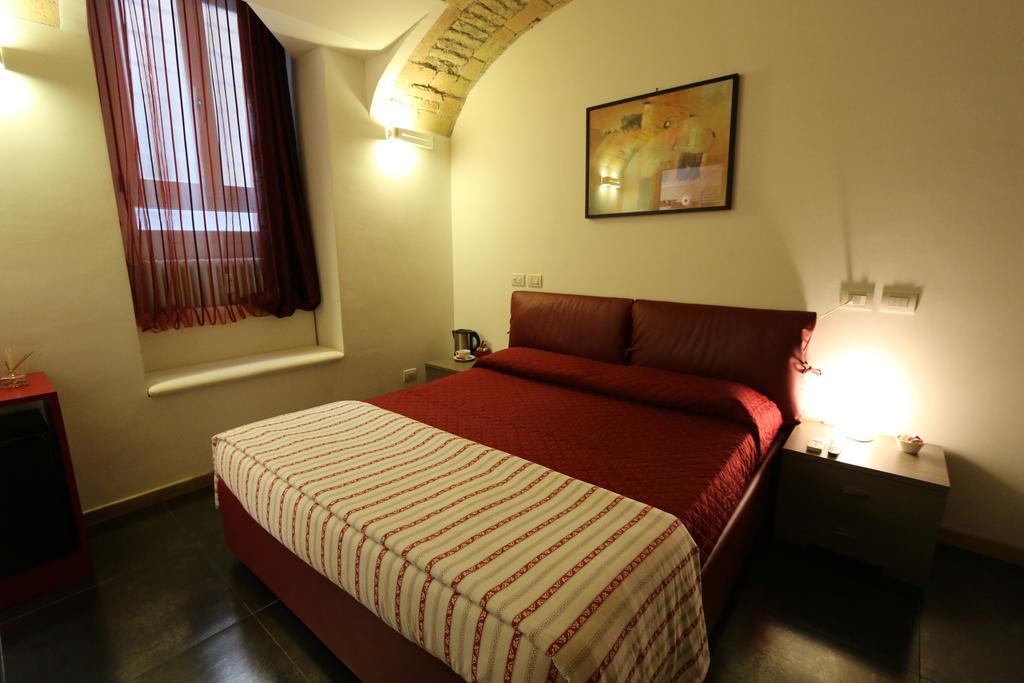 Affittacamere Residenza Adriana 2*