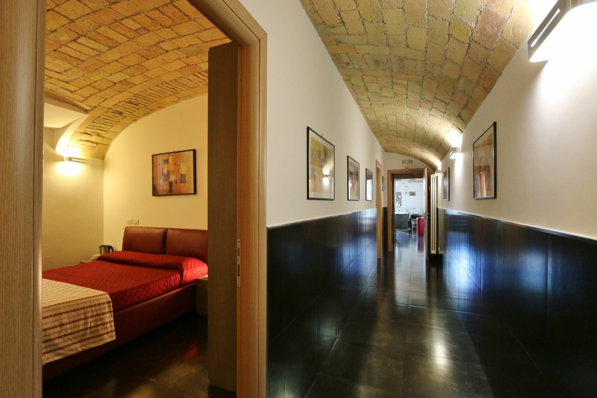 Affittacamere Residenza Adriana Roma