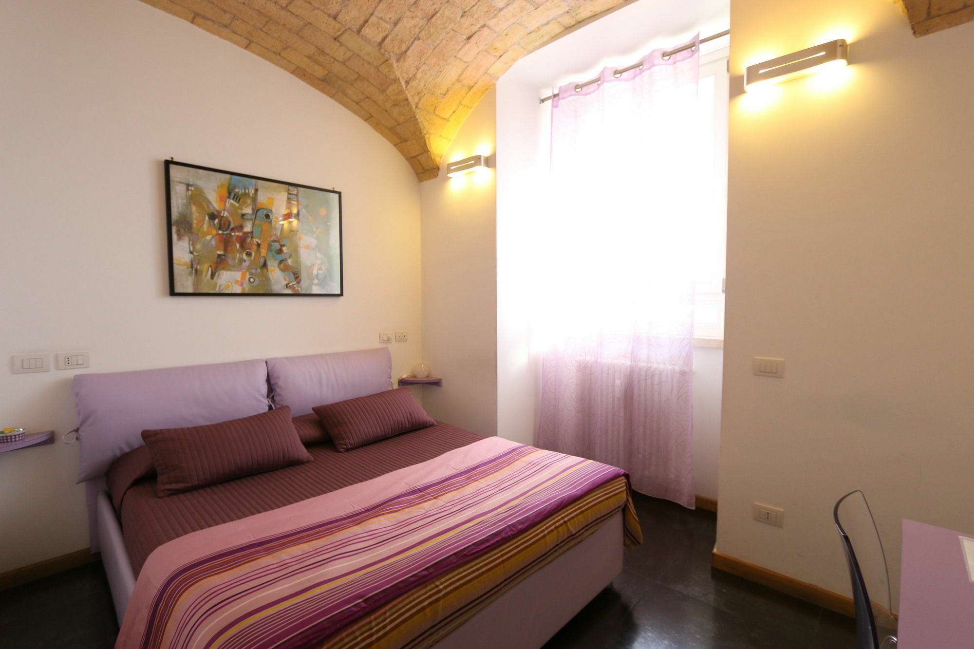 Residenza Adriana Affittacamere 2*